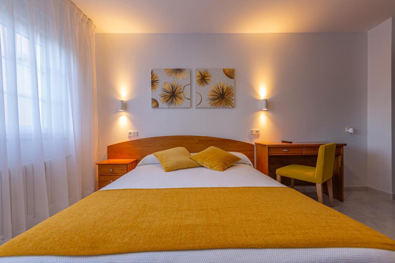 Hostal Pereirina Cee Exteriér fotografie