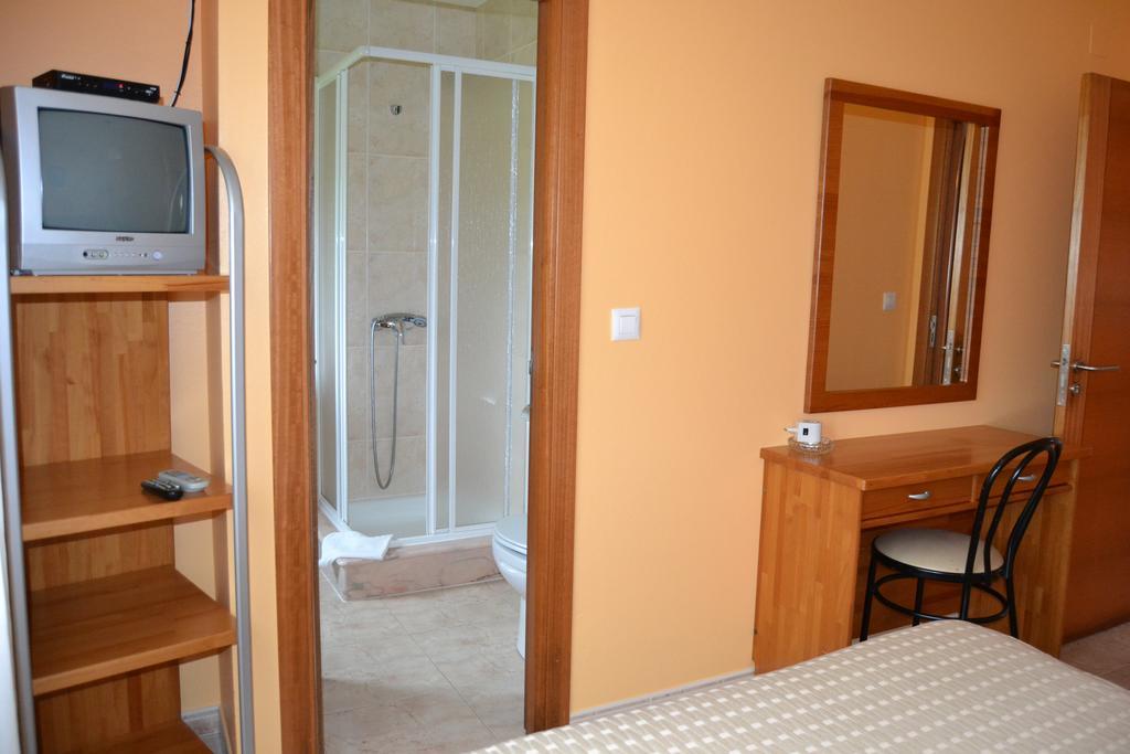 Hostal Pereirina Cee Exteriér fotografie