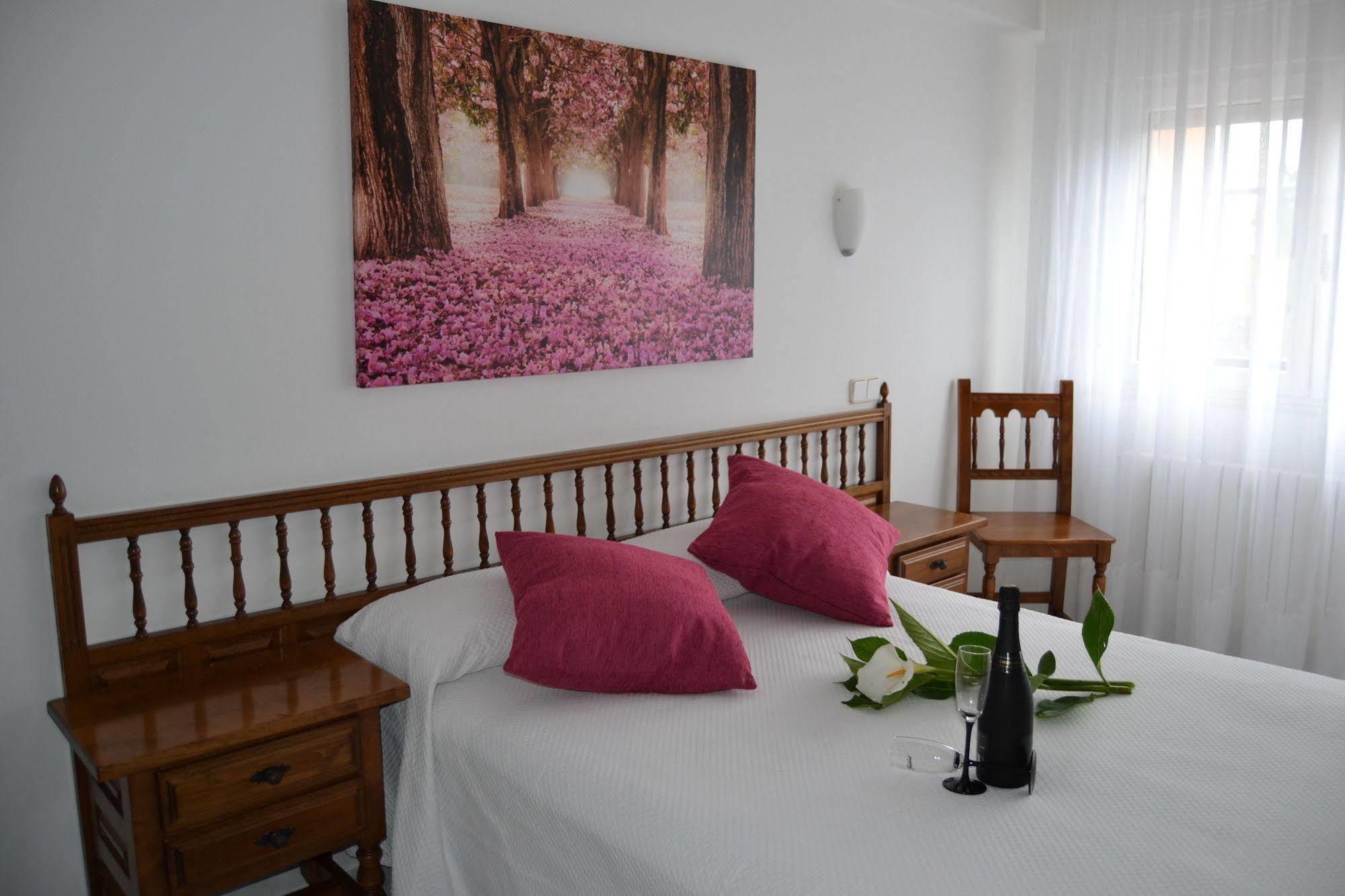 Hostal Pereirina Cee Exteriér fotografie