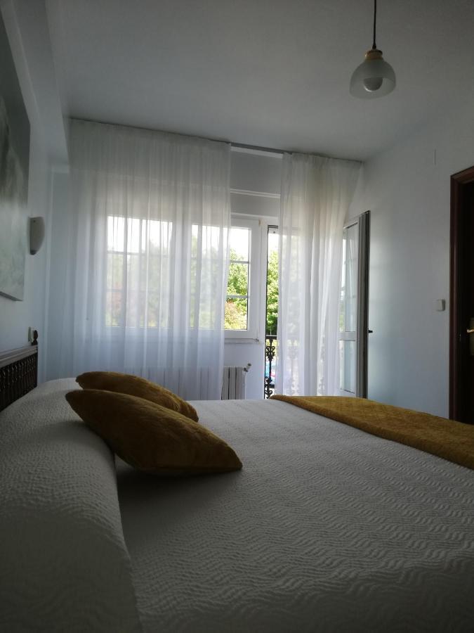 Hostal Pereirina Cee Exteriér fotografie